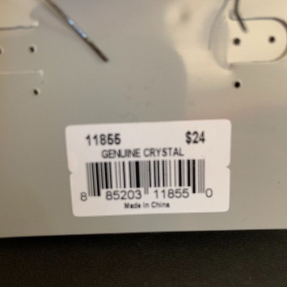 Pewter Earrings with crystals - Picture 2 of 2